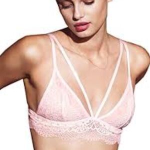 VICTORIA'S SECRET Sexy Strappy CROCHET Lace Bralette Bra